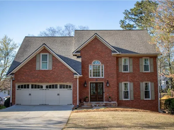 615 Callan Close, Roswell, GA 30075