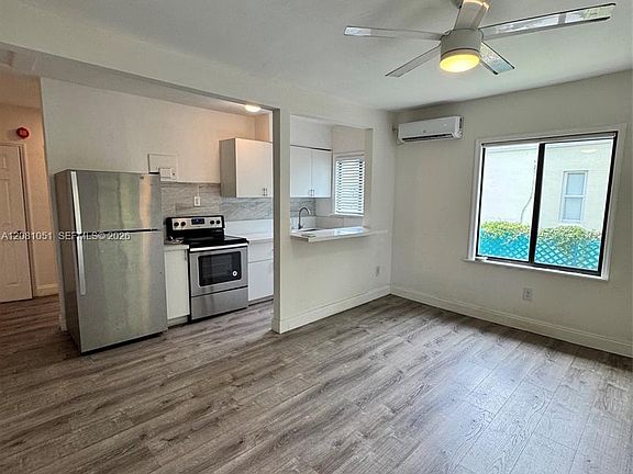 5th image of 570 NE 69th St APT 5