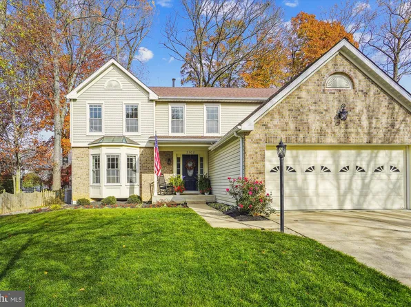 2102 Meghan Ct, Crofton, MD 21114