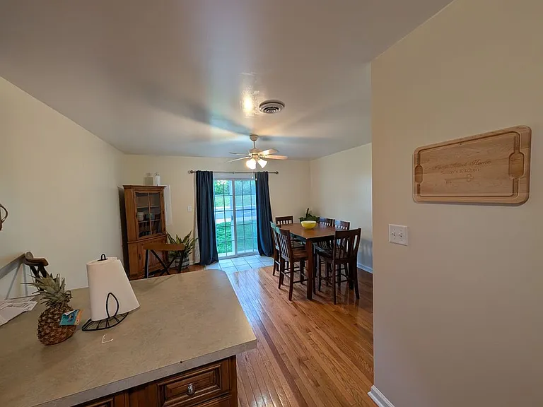 468 Mitchell Ave — Photo 6