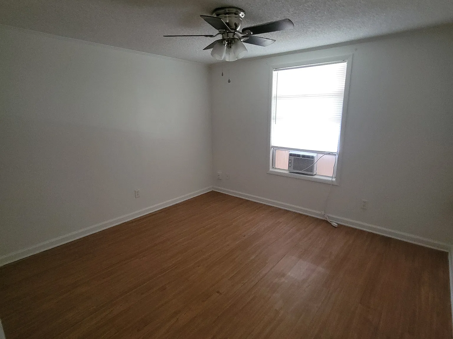 1 bed, 650 sqft, $1,250 — Photo 3