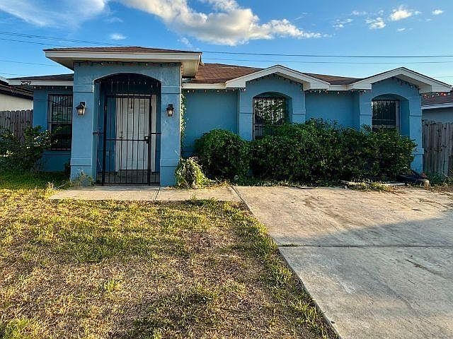 1st image of 2529 Sabana Ln