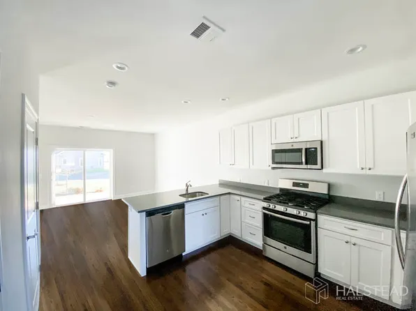 240 Duck Island Lndg, Westbrook, CT 06498