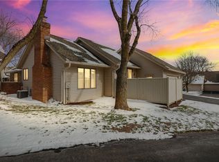 32 Greenwood Park, Pittsford, NY 14534