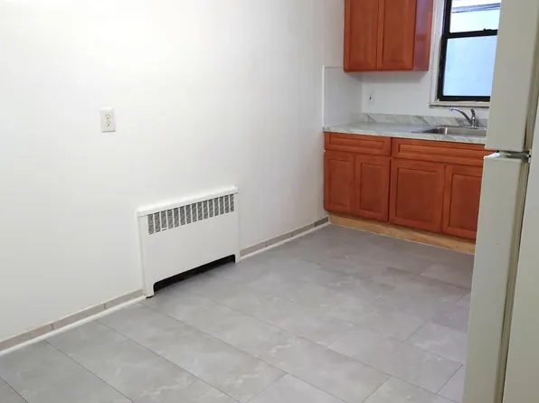 6129 Jackson Street image 9 of 10