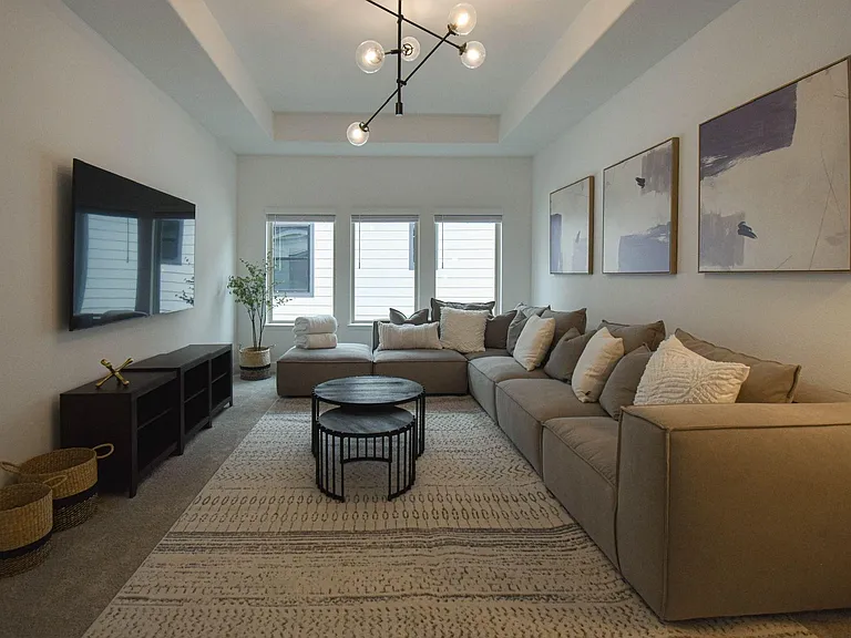 176 Sweeping Valley Dr — Photo 10