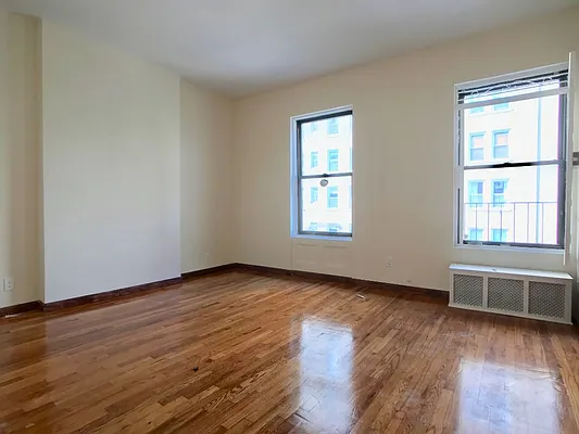 Rented by Sovereign Associates | media 2