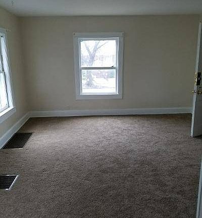 3rd image of 81 Baldwin St #1