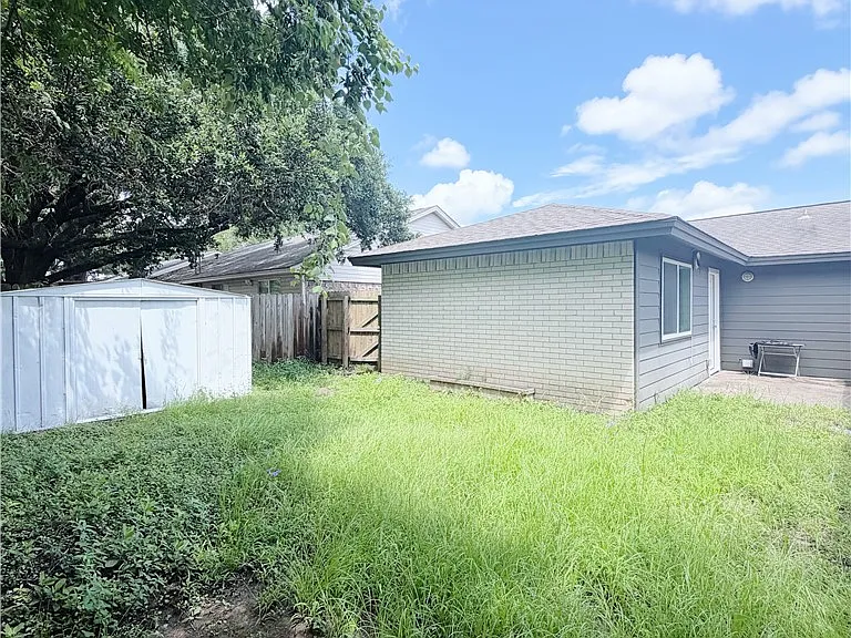 1207 Airline Dr — Photo 4