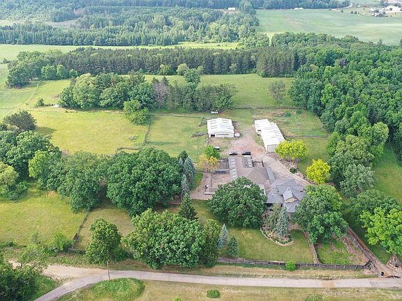 2nd image of W9400 McMahon Rd