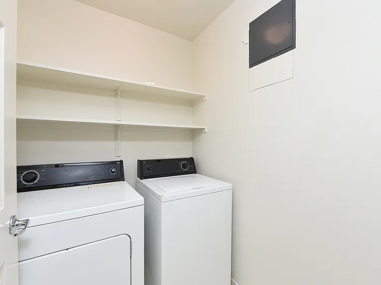 952 S 11th St #228 — Photo 21