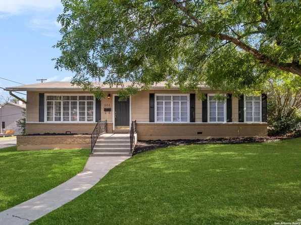101 Zambrano Rd, Terrell Hills, TX 78209