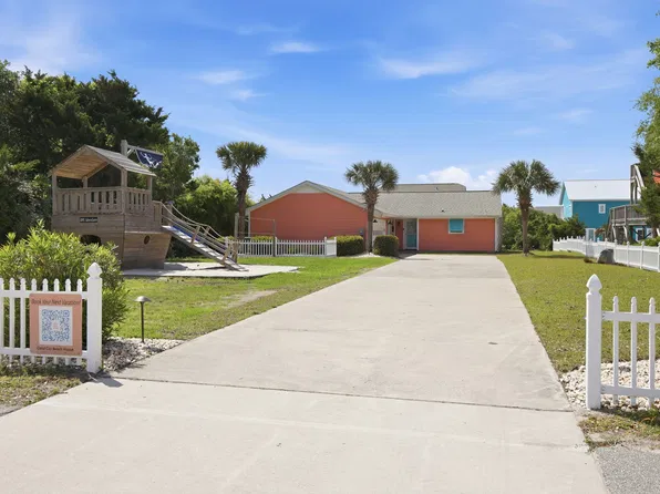 5415 Emerald Dr, Emerald Isle, NC 28594