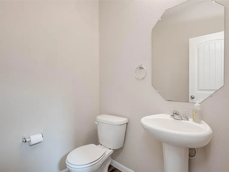 2908 Tilmon Ln — Photo 12