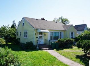 1732 E 8th St, Duluth, MN 55812