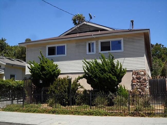 1st image of 2421 S Shenandoah St #1