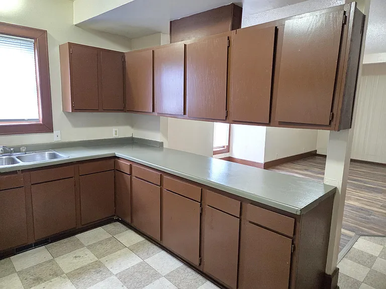 2516 Lyndale Ave N #1 — Photo 3