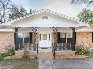 8112 Ridgefield Rd, Pensacola, FL 32514