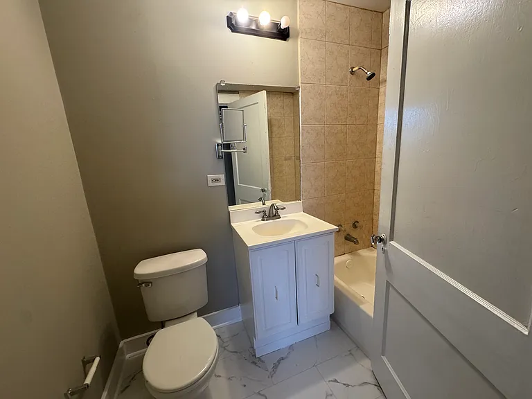154 N Belvedere Blvd #3 — Photo 6