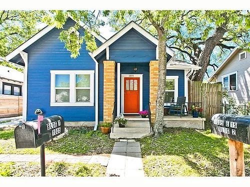 1005 E 15th St #1 Photo 1