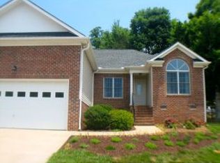 1132 Castle Dr, Graham, NC 27253