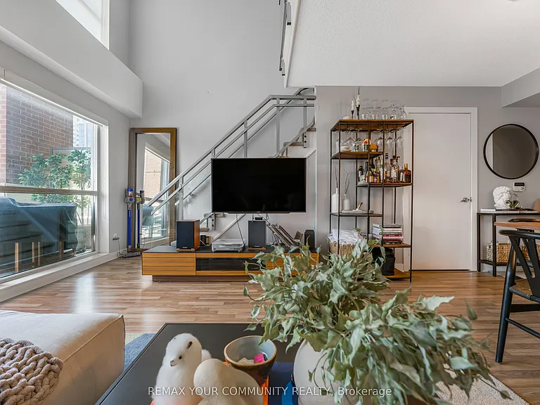 80 Western Battery Rd #209 — Photo 10