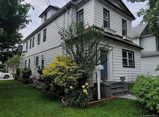 182 Lowell Ave, Floral Park, NY 11001
