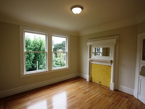 4th image of 280 Diamond St