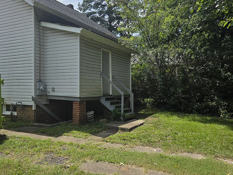 3817 Midlothian Tpke — Photo 2