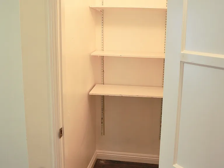 429 N Palm Ave #A — Photo 16