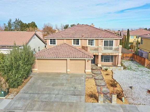 3rd image of 14038 Cicada Ct
