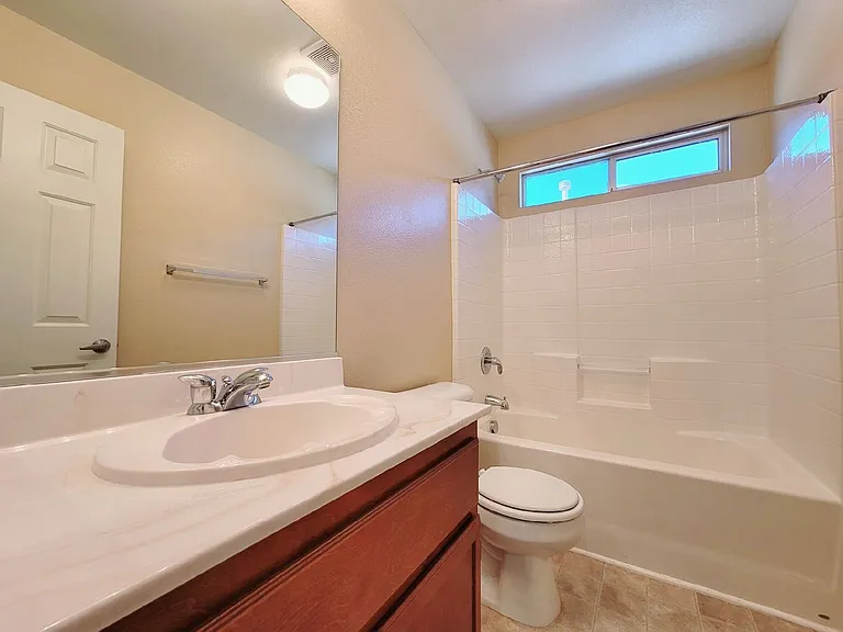 1013 Shades End Ave — Photo 34