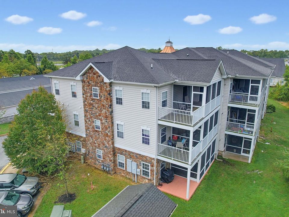 1st image of 101 Colonial Downs Ct Unit 1306