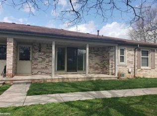 49534 Roxbury Ct, Shelby Township, MI 48315