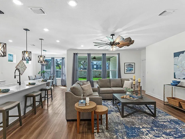 125 Slenderleaf Dr — Photo 12