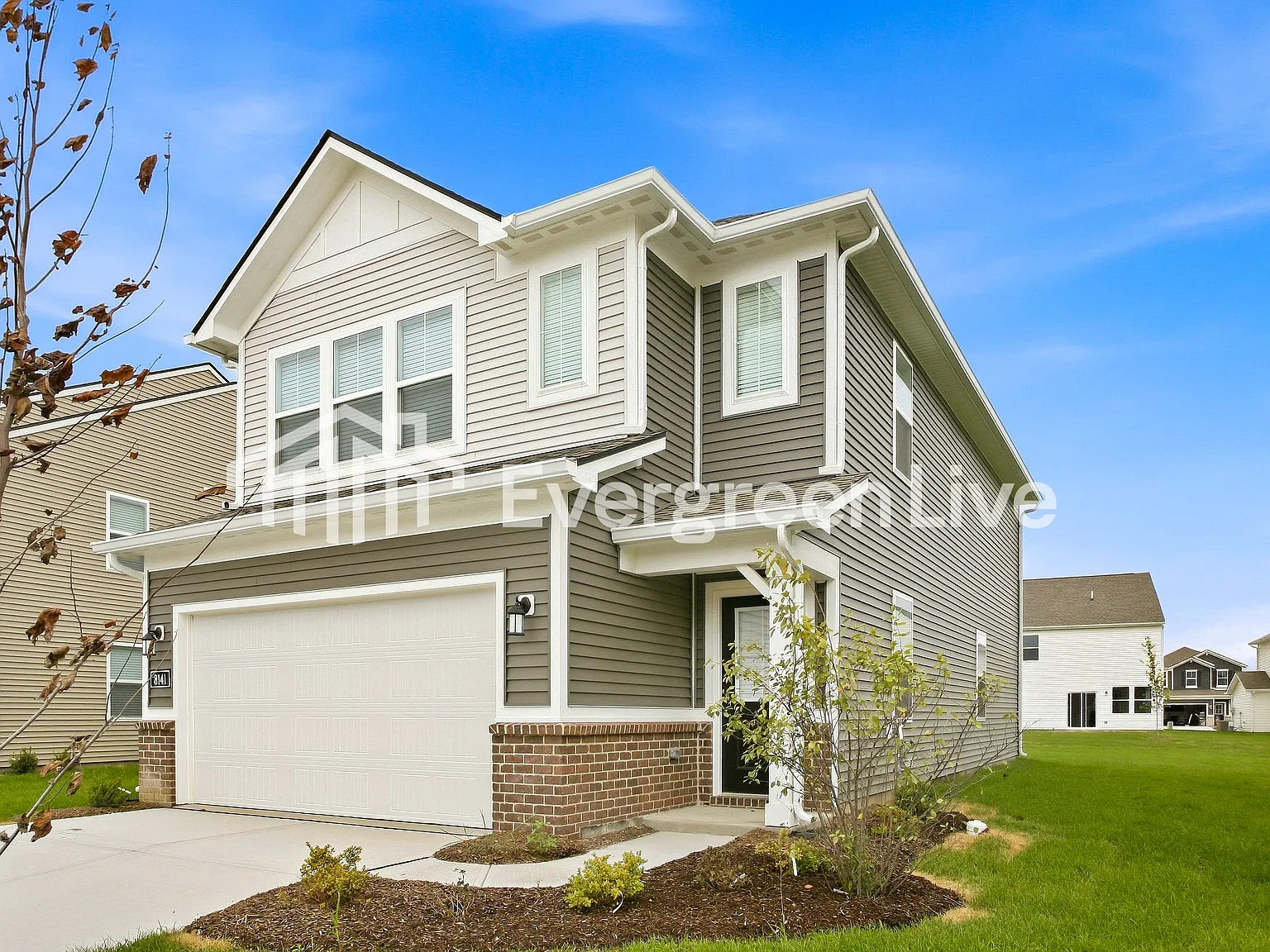 3 bed, 2.5 bath, 1849 sqft, $1,990 — Photo 2