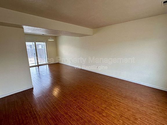 4th image of 5049 N Joplin Ct