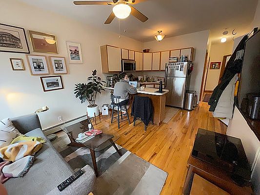 1st image of 190 W 9th St #2