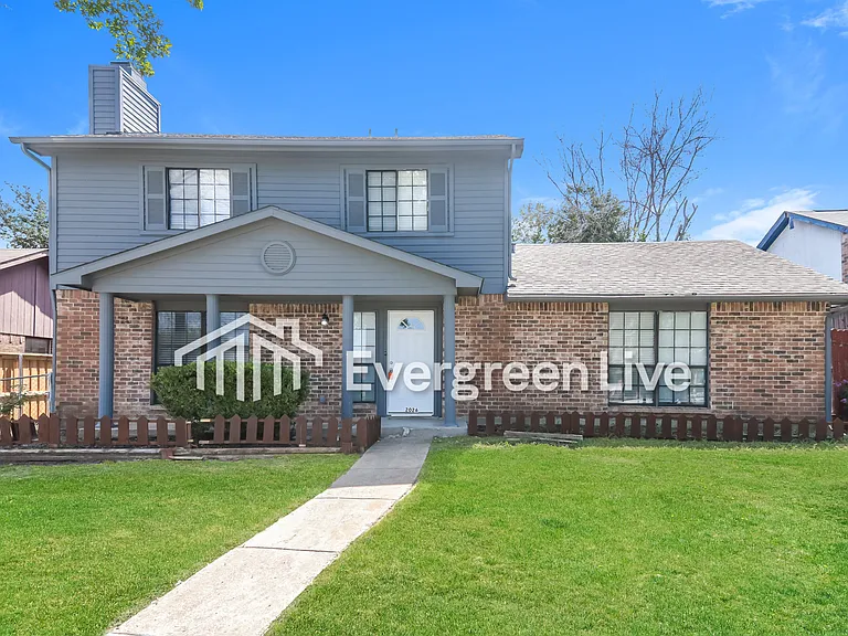 2026 Bridger Dr — Photo 1