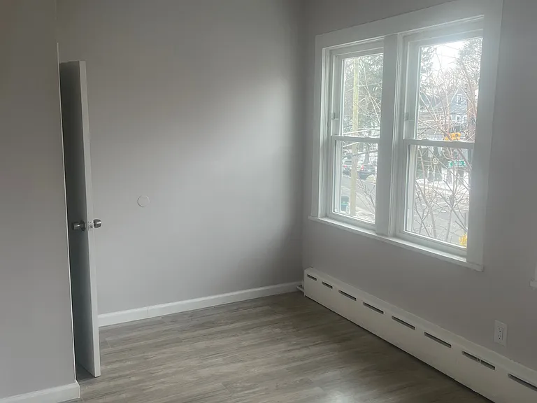 355 S Columbus Ave #2 — Photo 6