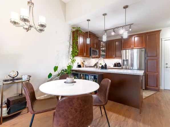 14588 McDougall Dr #511, Surrey, BC V4P 0G7