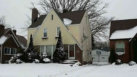 3rd image of 377 E 214th St