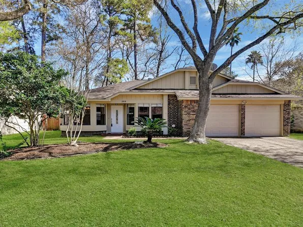 2818 Creek Manor Dr, Humble, TX 77339