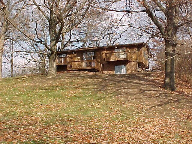 1st image of 2610 Canyon Dr