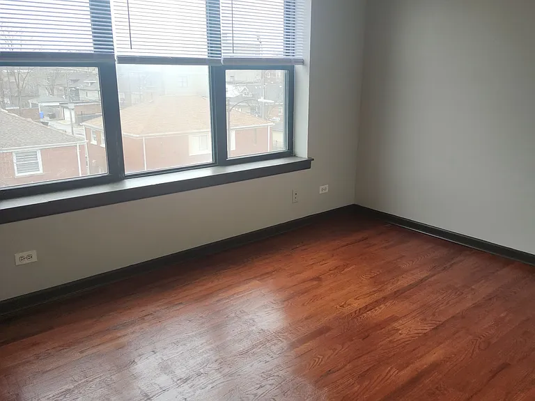 7301 S East End Ave #3A — Photo 5