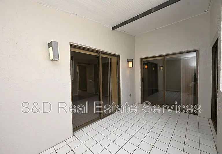 1808 Village Ct — Photo 31