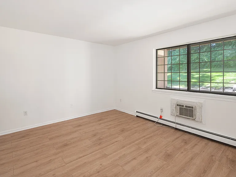 11 Eden Ct #11 — Photo 15