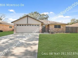 3806 Montego Dr, Baytown, TX 77521