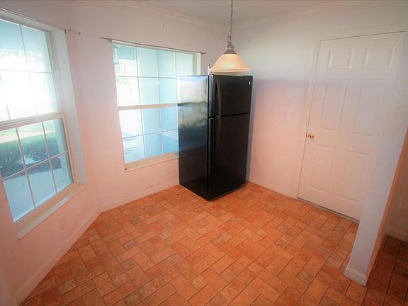 4th image of 9279 SW 91st Court Rd