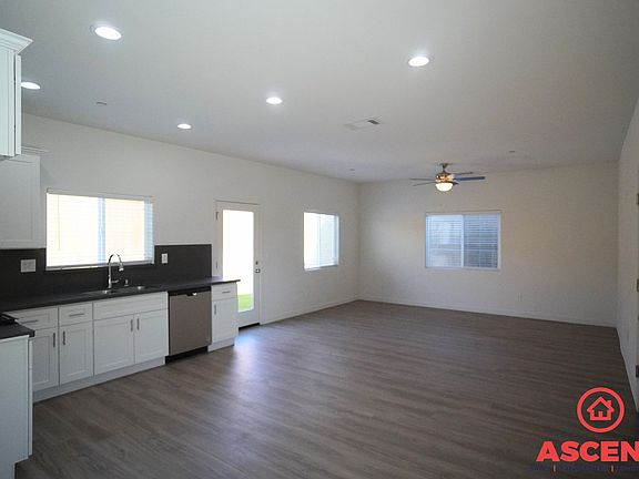2nd image of 8300 Grandy St #B